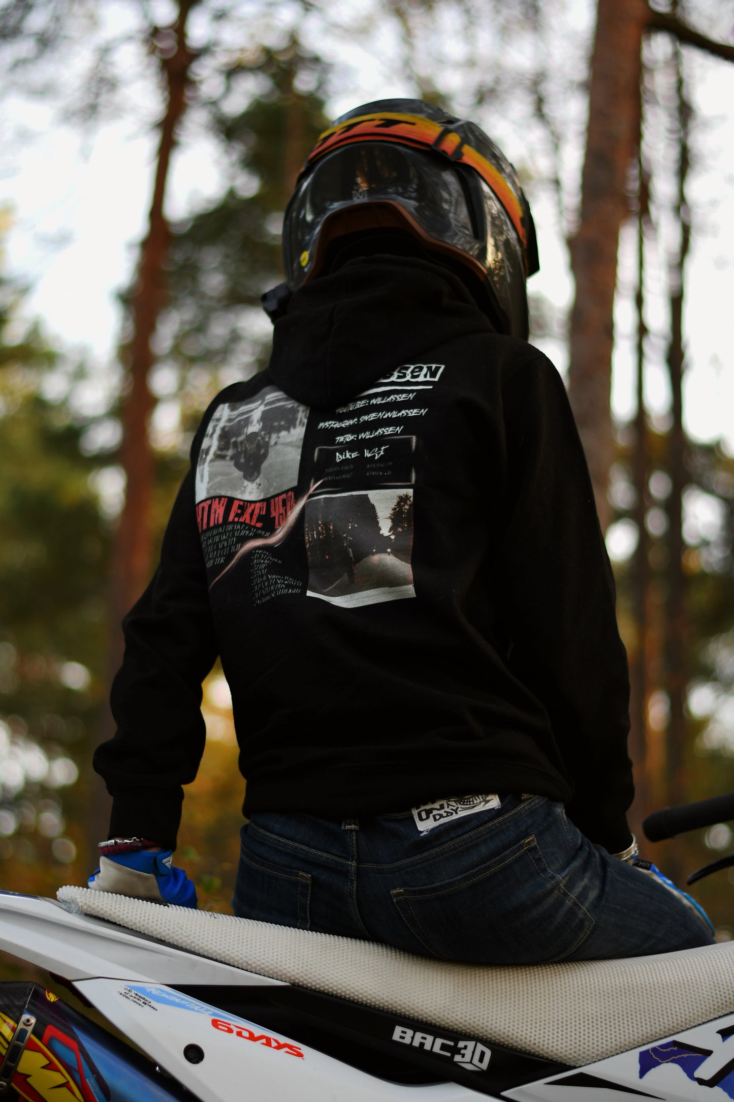 WILLASSEN Signature Hoodie